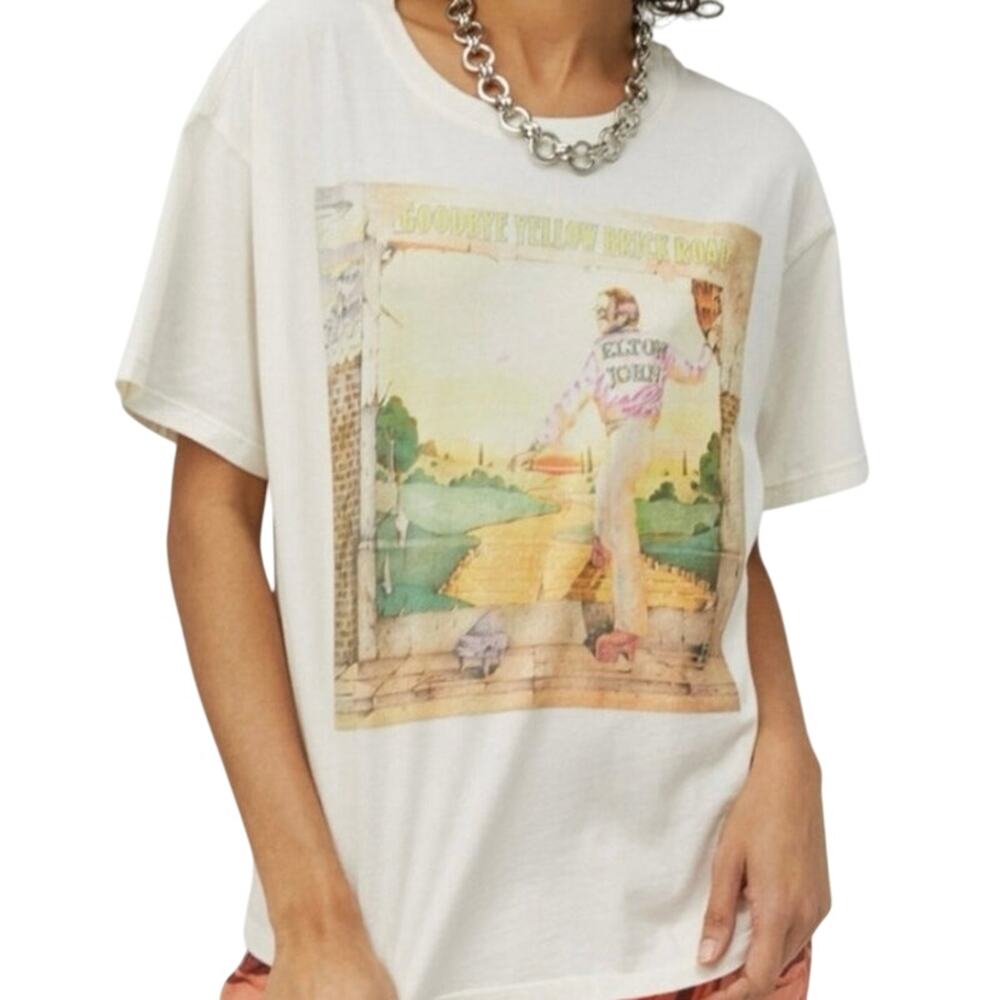 DAYDREAMER Elton John Goodbye Yellow Brick Road Boyfriend Tee, Size M, New Rare